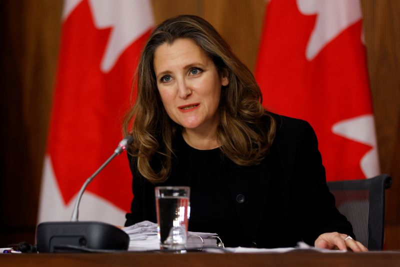 Canada to add to record deficit in pandemic recovery attempt