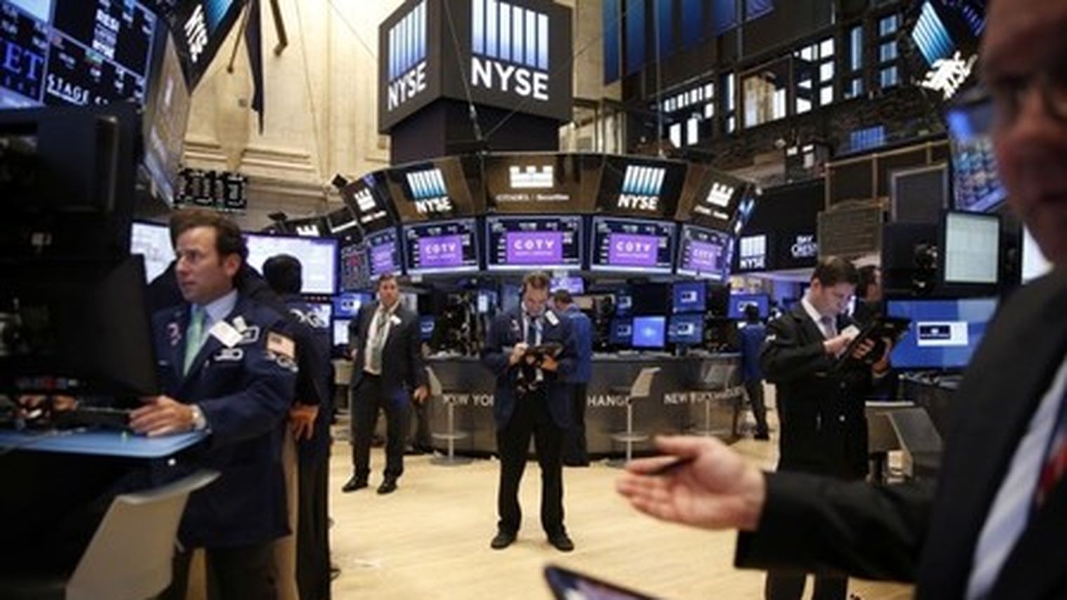 Wall Street  :  les technologiques jouent le rôle de défensives