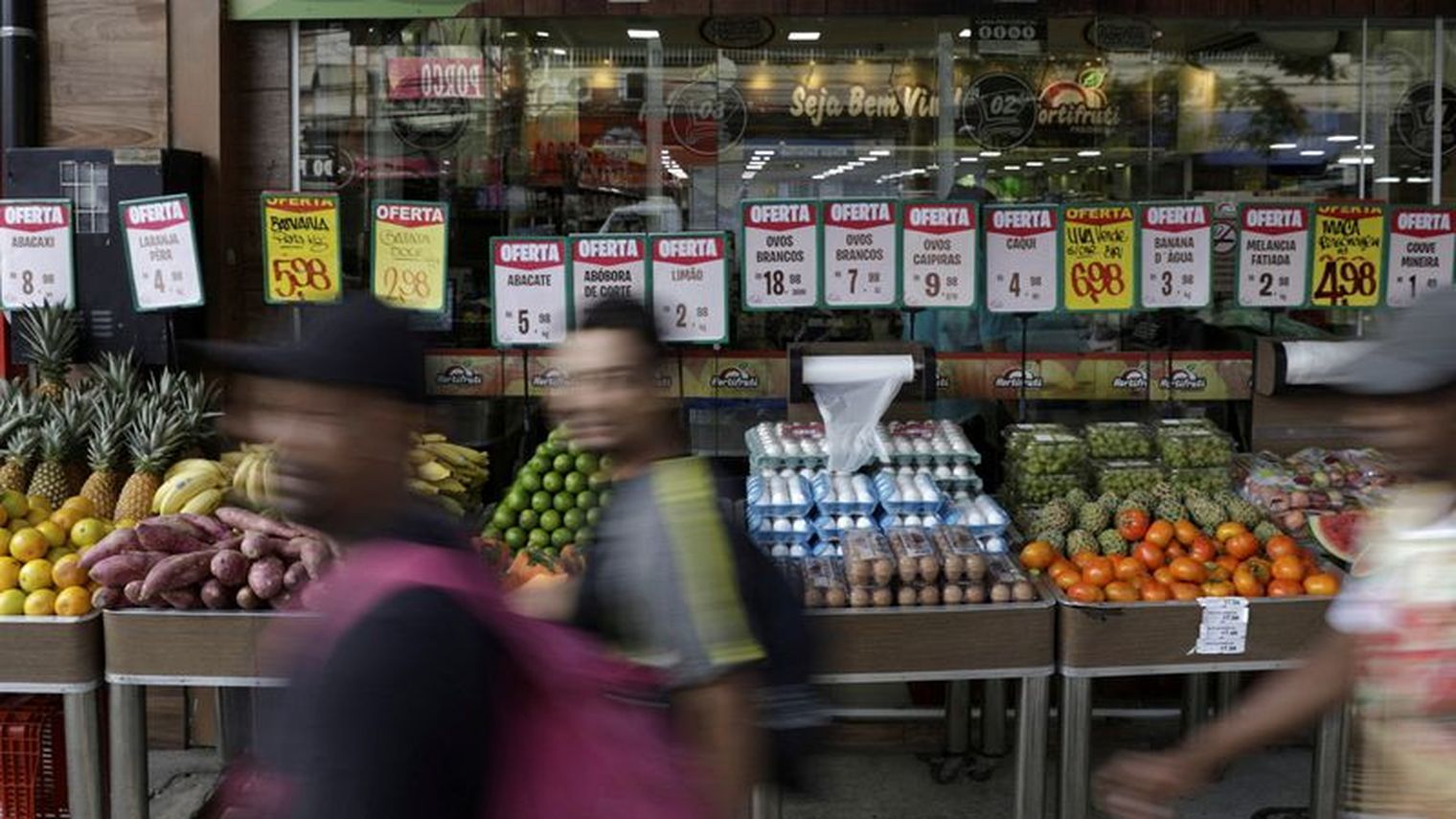 Les économistes brésiliens revoient à la baisse leurs prévisions d'inflation pour 2023 - sondage