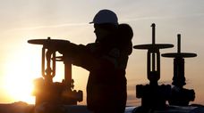 Tour d'horizon des matières premières  :  Le pétrole reste ferme