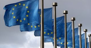 Commissione europea prima al mondo a proporre principi, diritti digitali