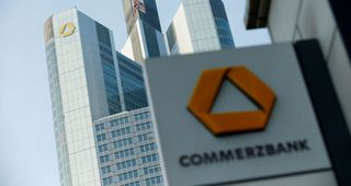Commerzbank, strategia è creare condizioni per rimanere indipendente - portavoce