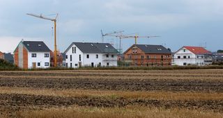 Studie - Investments auf deutschem Immobilienmarkt im Frühling gesunken