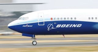 U.S. senator backs extending Boeing 737 MAX approval deadline