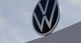 Volkswagen und Umicore bringen Batterie-Bund auf den Weg