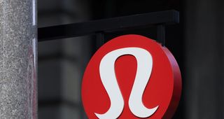 Lululemon lifts annual forecasts on resilient yogawear demand