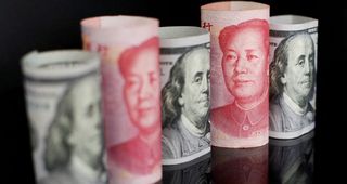 El yen y el franco suizo suben ante la preocupación por China, pero el dólar se debilita