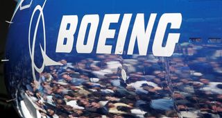 United Airlines, Boeing set to announce major 787 order -sources