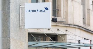 Ubs, governo Svizzera raggiungono accordo su garanzia perdite Credit Suisse