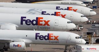 FedEx schrapt vluchten bij Express-tak