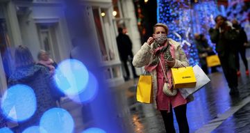 UK consumer spending plunges as new lockdown bites - Barclaycard