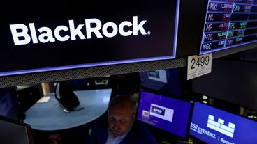 BlackRock lance une fiducie privée en bitcoins pour les clients américains.