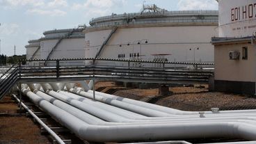 De Russische oliepijpleiding zal weer gaan stromen nadat Hongarije de doorvoerrekening heeft vereffend