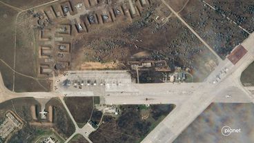 SYNTHÈSE-Ukraine-Des images satellites montrent les dégâts causés sur la base aérienne en Crimée