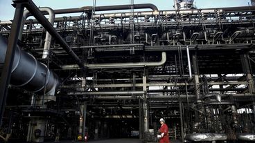 Exklusiv - PDVSA stoppt Öllieferungen für Schulden nach Europa, will Produkttausch