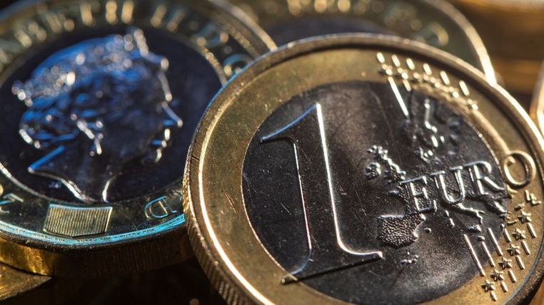 Pond en euro moeten verder dalen om 