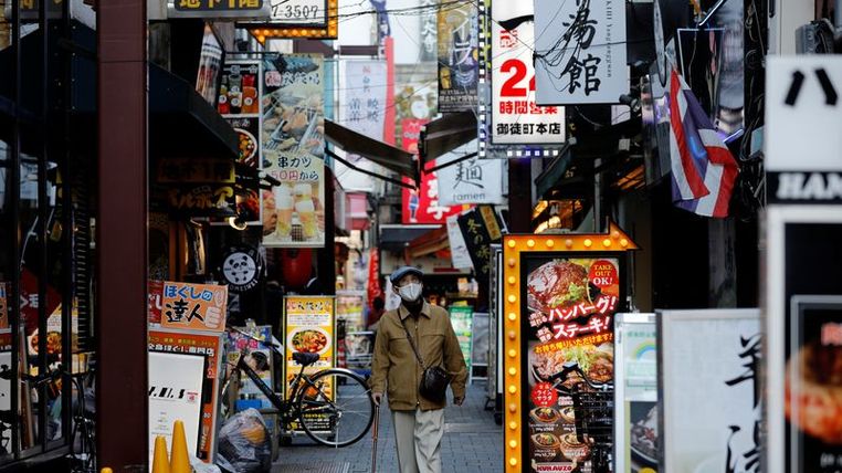 Le redémarrage du tourisme au Japon suscite l'espoir d'une reprise du secteur des services -PMI
