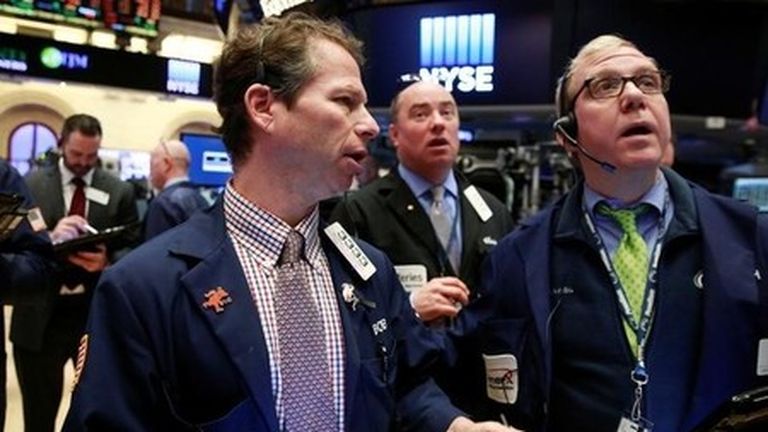 Wall Street Stock Exchange : 
                S&P 500 Falls 0.16% to 3971.27 -- Data Talk