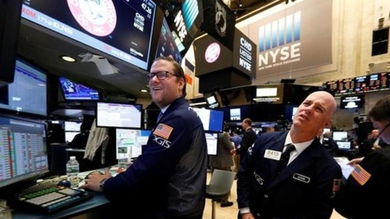 Wall Street Stock Exchange : 
                S&P 500 Rises 1.30% to 4002.87 -- Data Talk