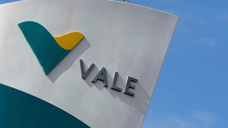 Brasileña Vale podría vender hasta 10% de su negocio de metales básicos, dicen ejecutivos