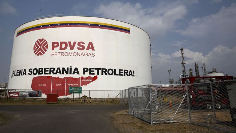 Exclusiva-Venezuela endurece las normas de prepago del petróleo, según documentos
