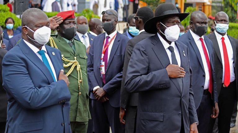 Explicación-¿Por qué la paz ha eludido a Sudán del Sur?