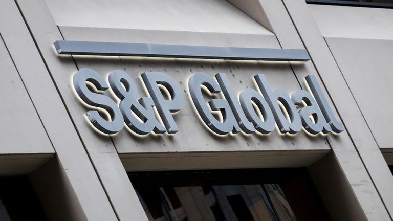 S&P downgrades Hungary's ratings to 'BBB-/A-3'