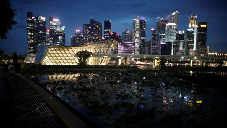 Superreiche Chinesen, die zu Hause enttäuscht sind, streben nach Singapur
