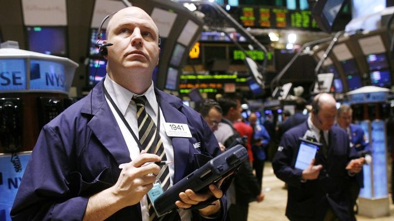 Börse Wall Street : 
                US-Börsen stürzen wegen Konjunkturdaten und Zinserhöhungsängsten ab