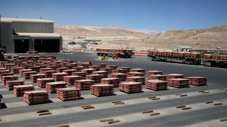 Exclusif - Les retards dans l'exploitation des mines au Chili vont ralentir la croissance du cuivre ; le pic est vu plus bas, plus tard - régulateur
