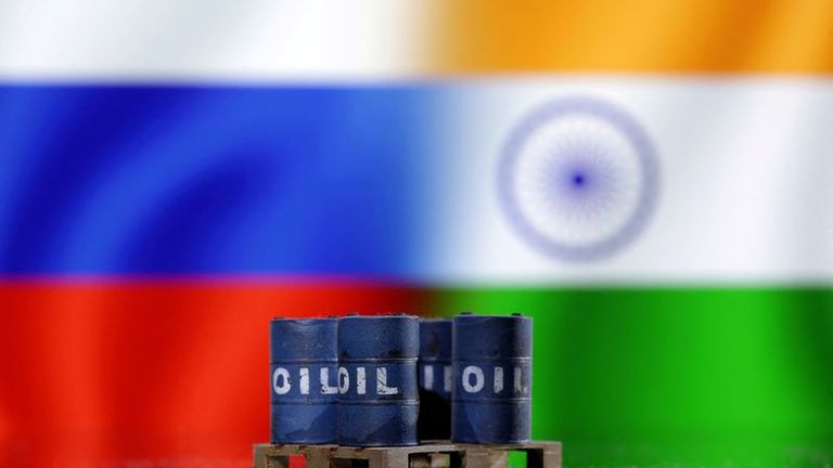 Exklusiv - Indische Raffinerien zahlen Händler in Dirham für russisches Öl