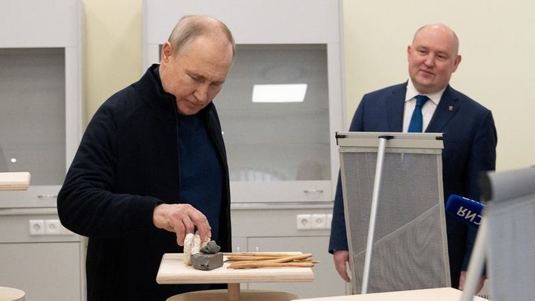 Explainer :  What does the ICC arrest warrant mean for Putin?