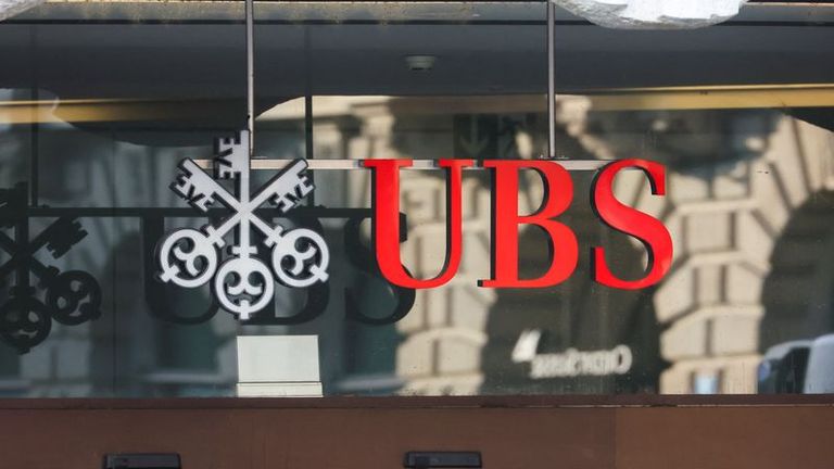 Acquisizione Credit Suisse da parte di Ubs è cosa fatta - presidente Bns
