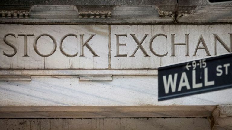Wall Street Exchange : 
                Análisis-Los inversores se muestran cautelosos con las acciones estadounidenses, a pesar de que las subidas de la Fed podrían terminar pronto