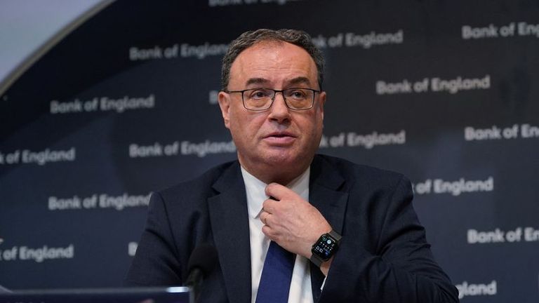 BoE-Chef betont Entschlossenheit im Kampf gegen Inflation trotz Bankenbeben