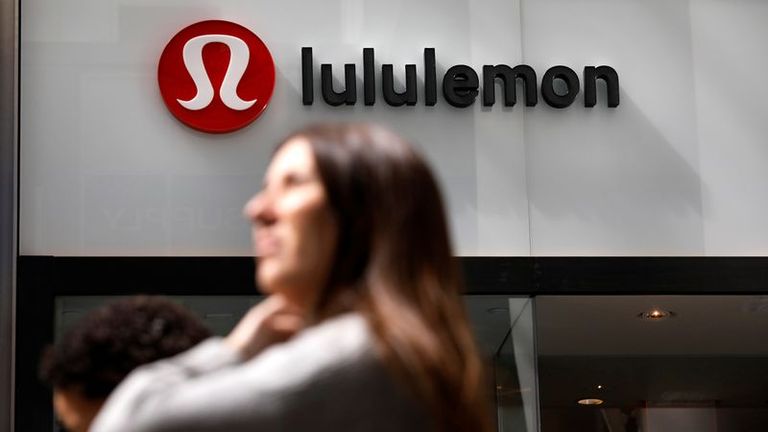 Lululemon-Aktien steigen, da Verbraucher teurere Sportbekleidung kaufen