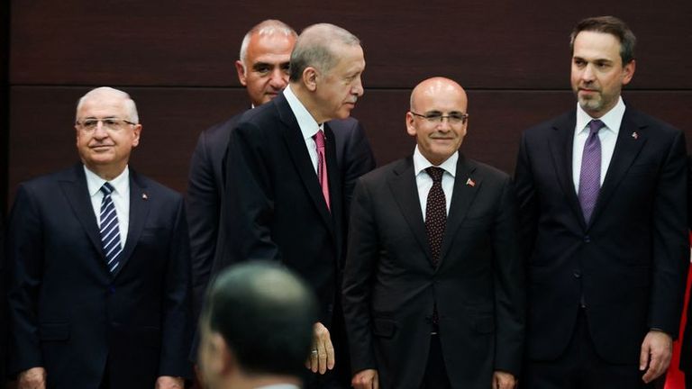 Turkije's Erdogan beëdigd voor nieuwe termijn als president