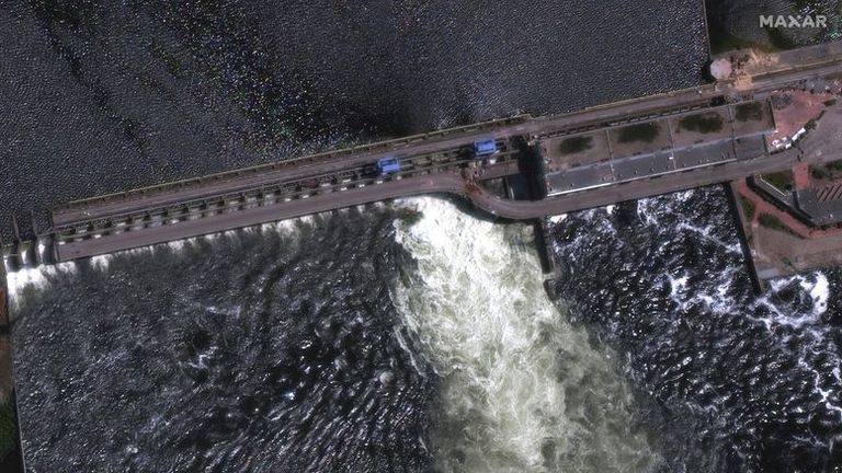Un barrage détruit dans le sud de l'Ukraine, inondations dans le delta du Dniepr