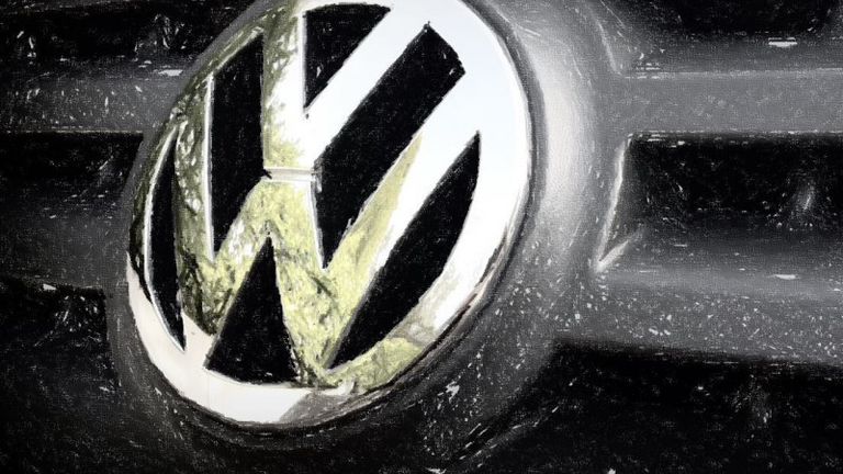 Volkswagen AG :  Trasformazione in corso, attività solide