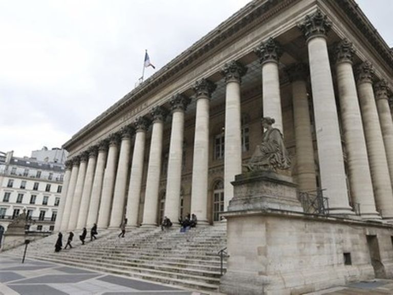 Bourse de Paris : 
                Paris termine sans allant une semaine calme