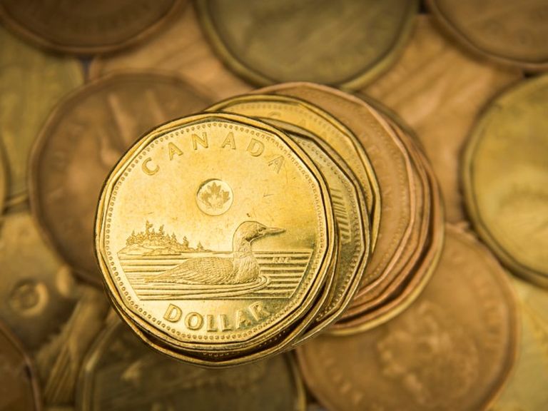 CANADA FX DEBT-C$ grimpe à son plus haut niveau en 4 semaines en prévision d'une éventuelle hausse des taux d'intérêt