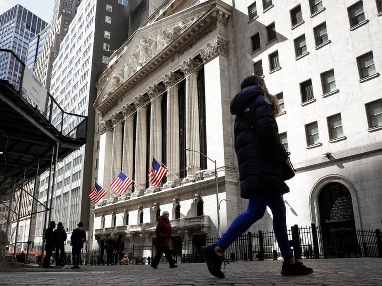 SETTIMANA AVANTI - Gli investitori ripensano alle scommesse sulla recessione, favorendo i ritardatari del mercato azionario americano