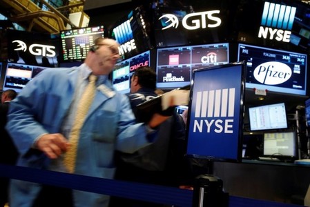 Wall Street ralentit en fin de séance et clôture en petite hausse