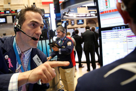 Wall Street is moving ahead as investors once again hope for a Fed rate cut