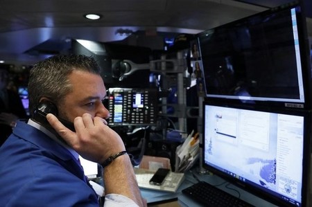 Wall Street hits record highs; chip stocks rally - MarketScreener