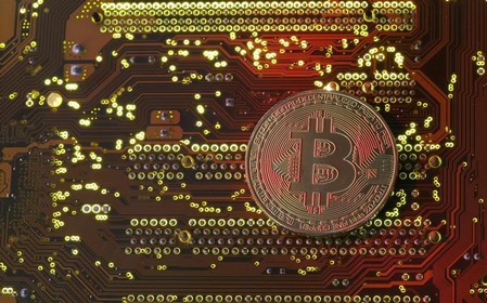 bitcoin blockchain database size