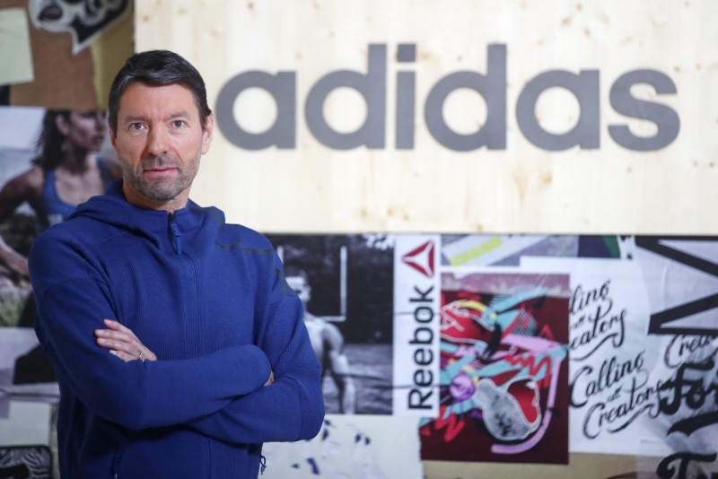 Seguro Parecer armario Adidas dice que el director general Rorsted dejará su cargo en 2023