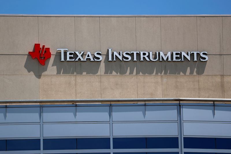 Texas Instruments : There's no escaping the economic situation