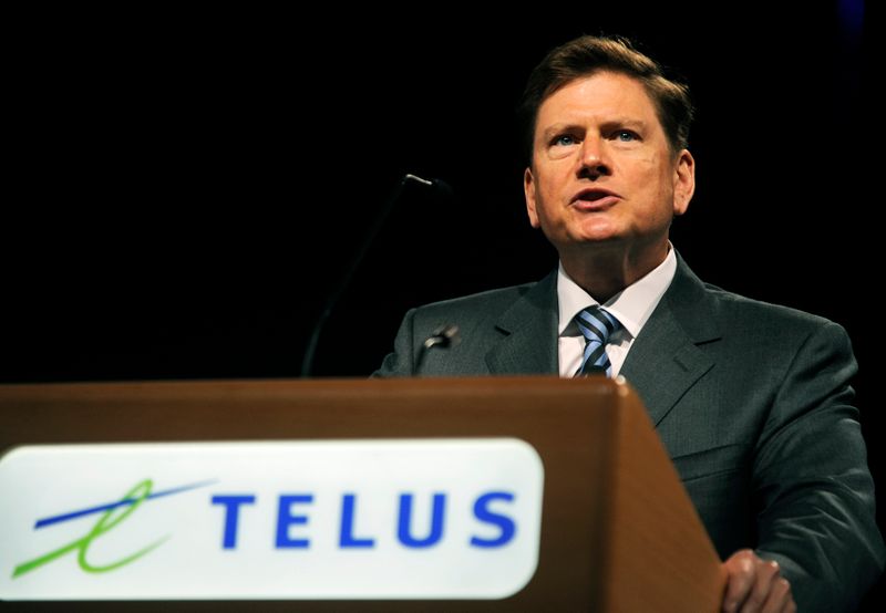 Telus says 5,000 jobs at risk if forced to open network to wireless