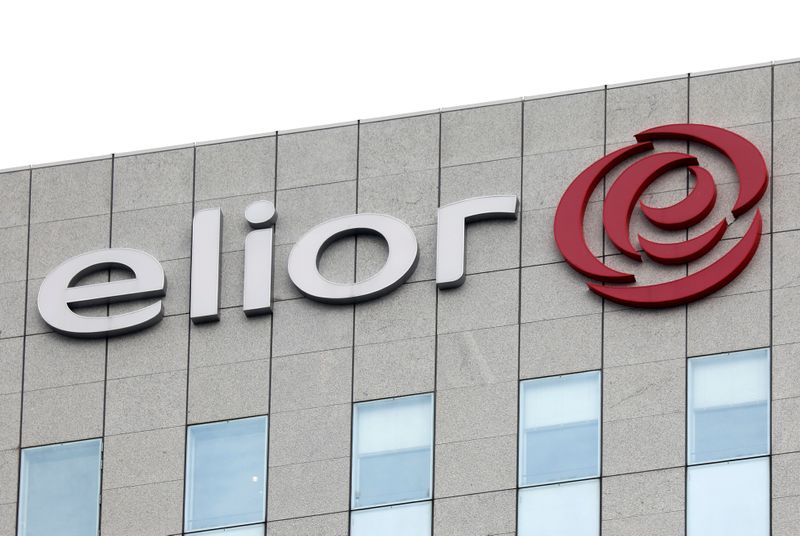 Photo d'archives du logo d'Elior à son siège dans le quartier de la Défense à Paris